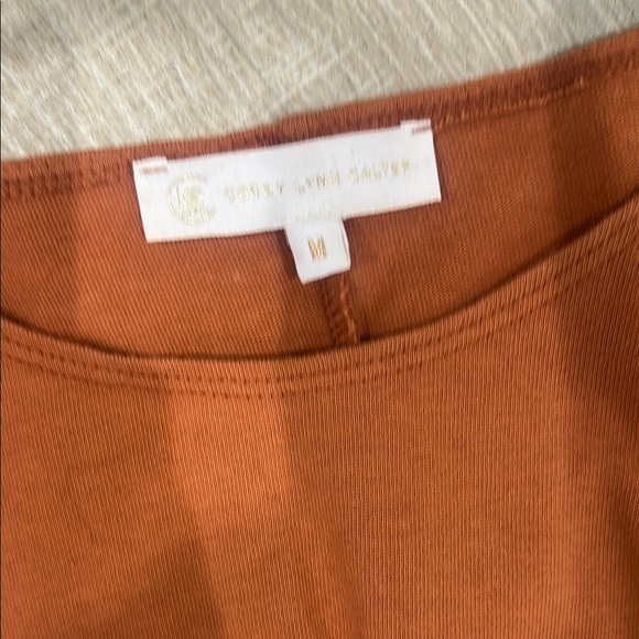 Corey Lynn Calter Orange Sleeveless Ruched Muscle Tee - Picture 2 of 4